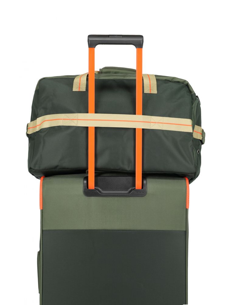 Travelite Color Craze Reisetasche Olive #4